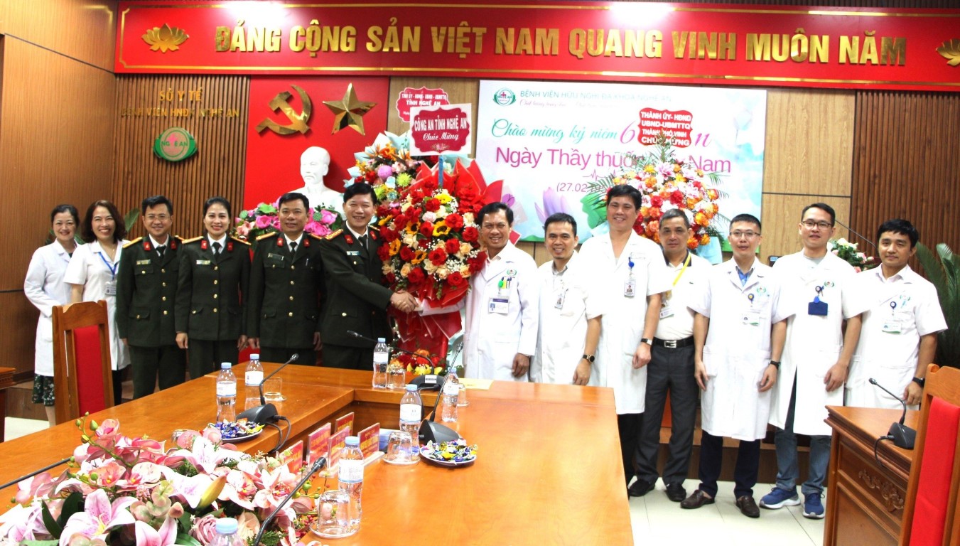 Chúc mừng Bệnh viện Hữu nghị Đa khoa Nghệ An