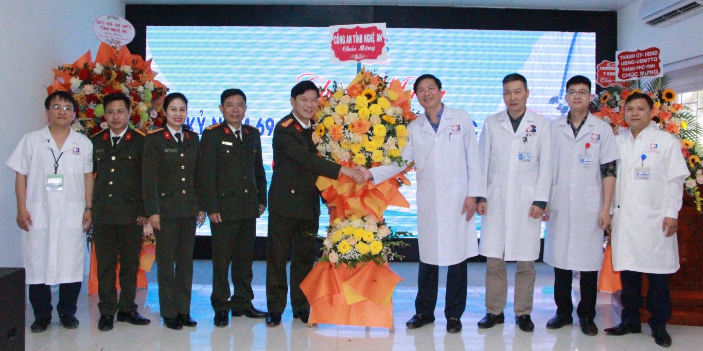 Chúc mừng Bệnh viện Ung bướu Nghệ An