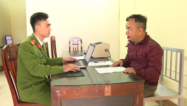 Cơ quan Công an làm việc với B.V.T