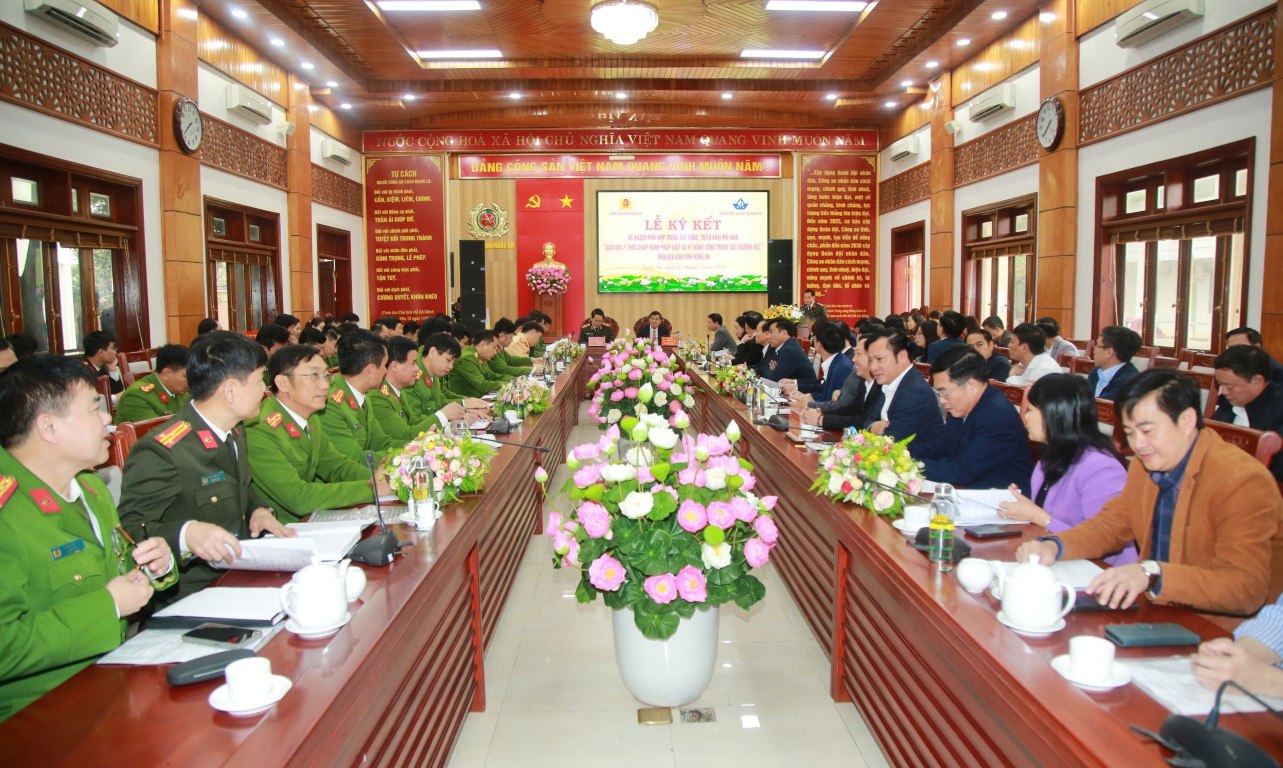 Toàn cảnh hội nghị
