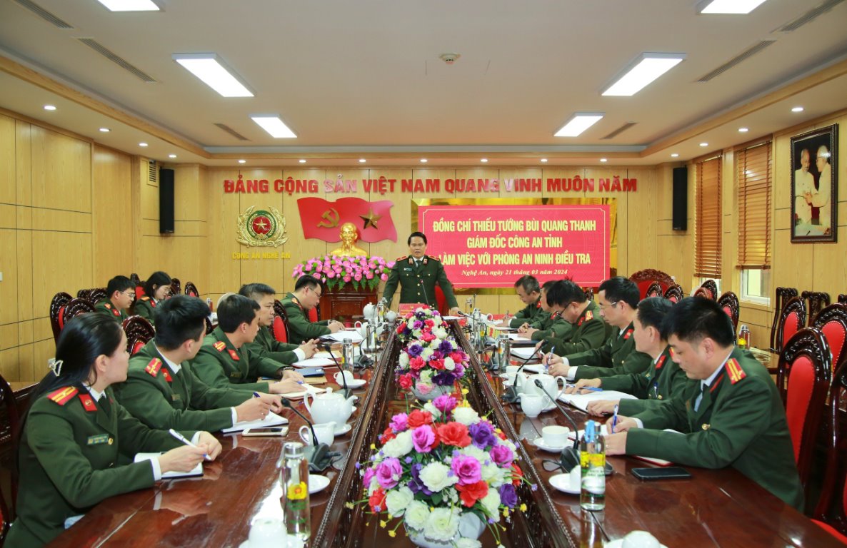 Toàn cảnh buổi làm việc