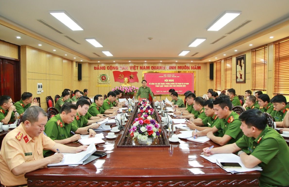 Toàn cảnh hội nghị