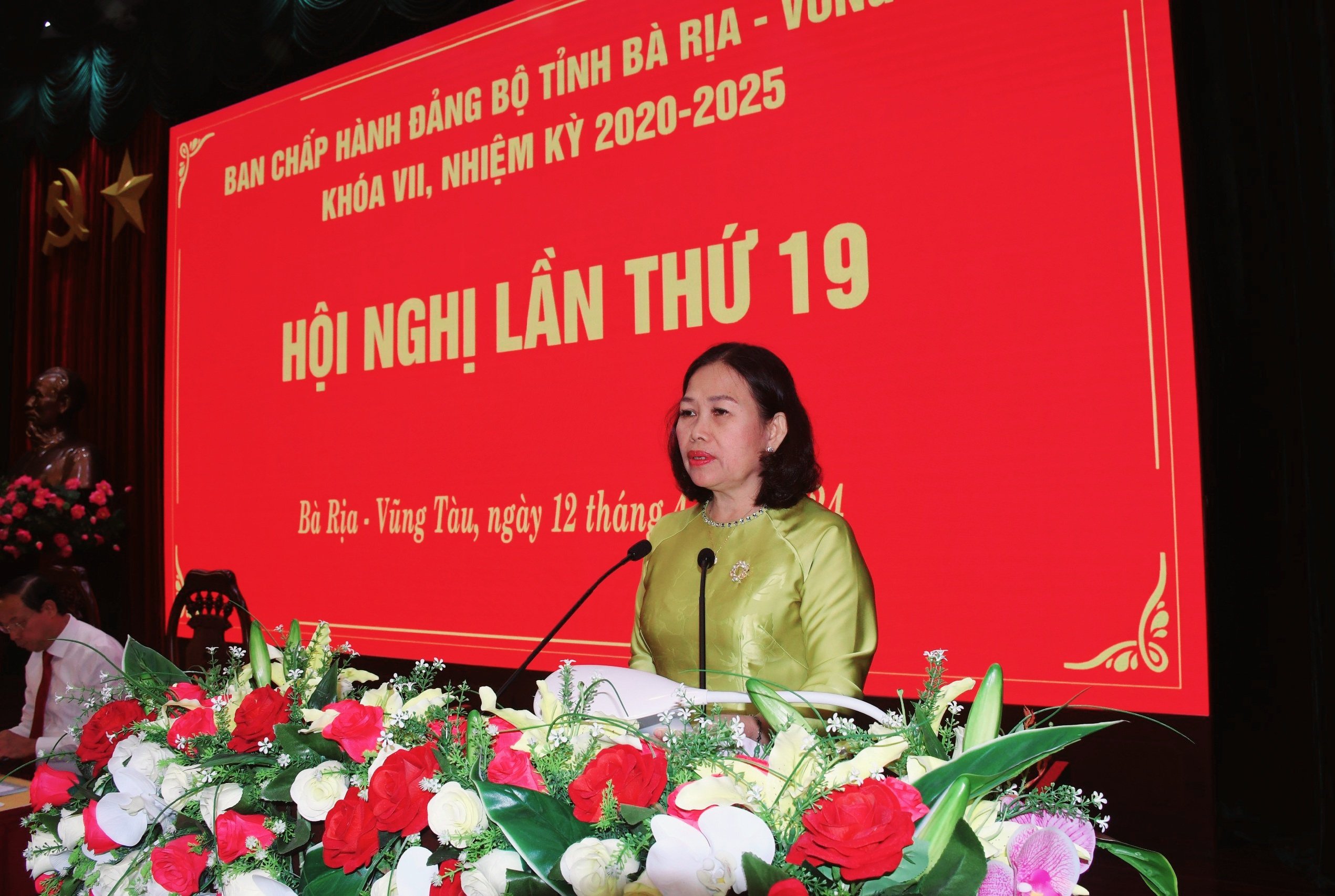 Phó Bí thư Thường trực Tỉnh ủy Nguyễn Thị Yến 