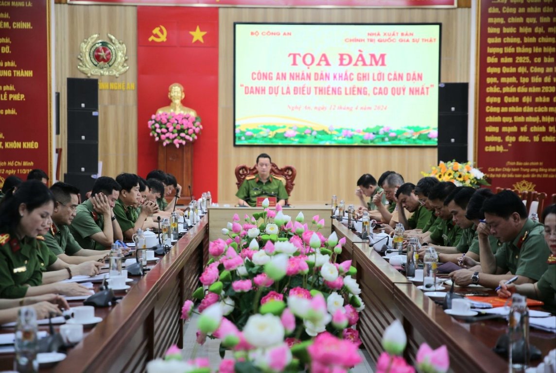 Tại điểm cầu Công an tỉnh Nghệ An