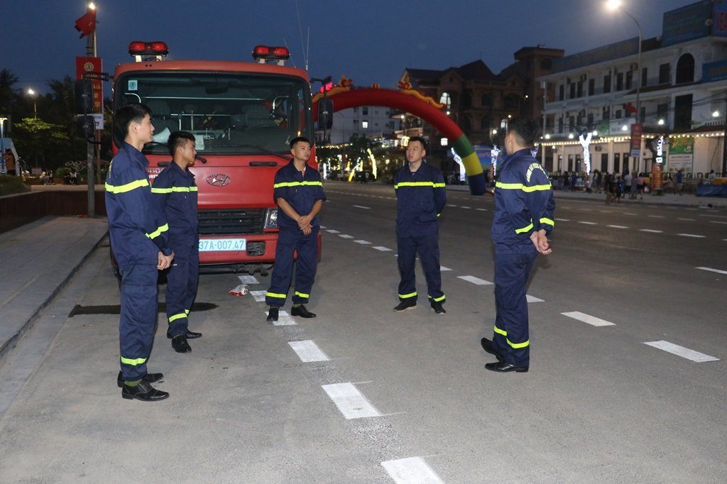 Lính cứu hoả sẵn sàng cho mọi tình huống