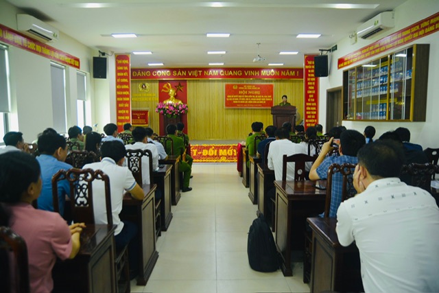 Toàn cảnh hội nghị 