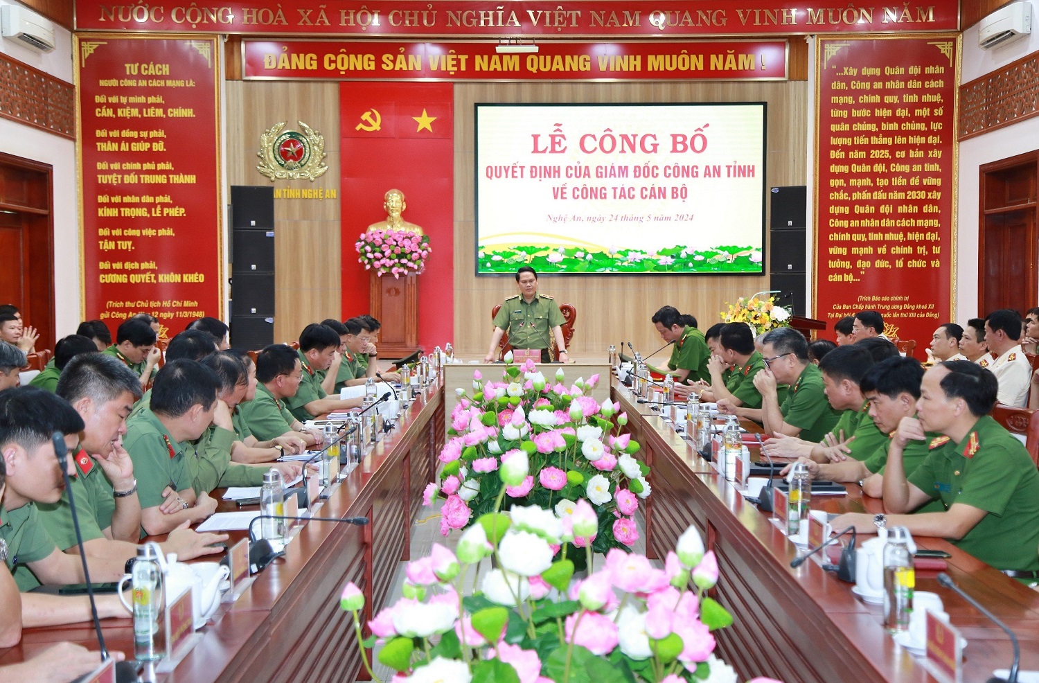 Toàn cảnh buổi lễ