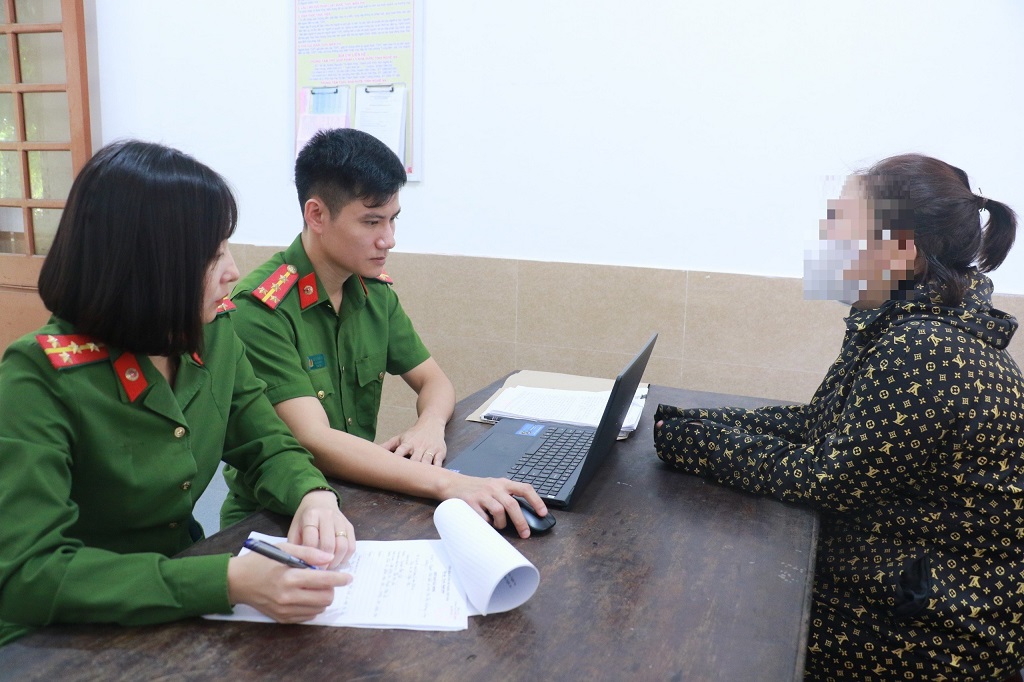 Cơ quan Công an làm việc với Trần Thị Phượng
