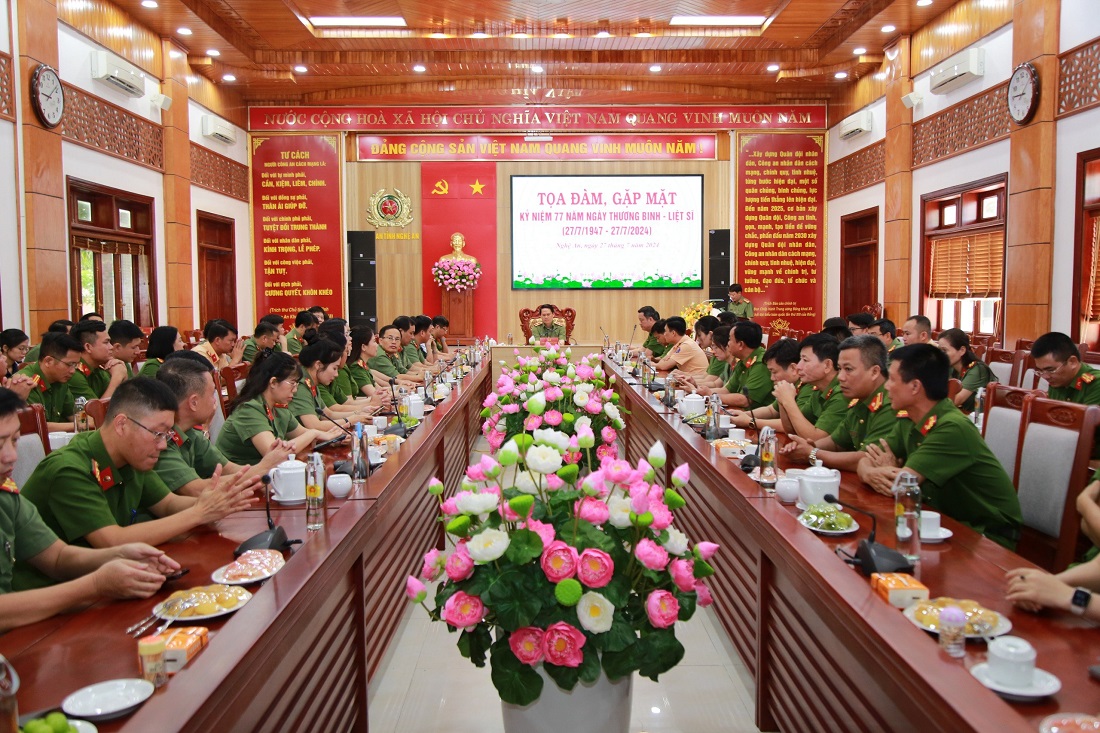 Toàn cảnh buổi gặp mặt