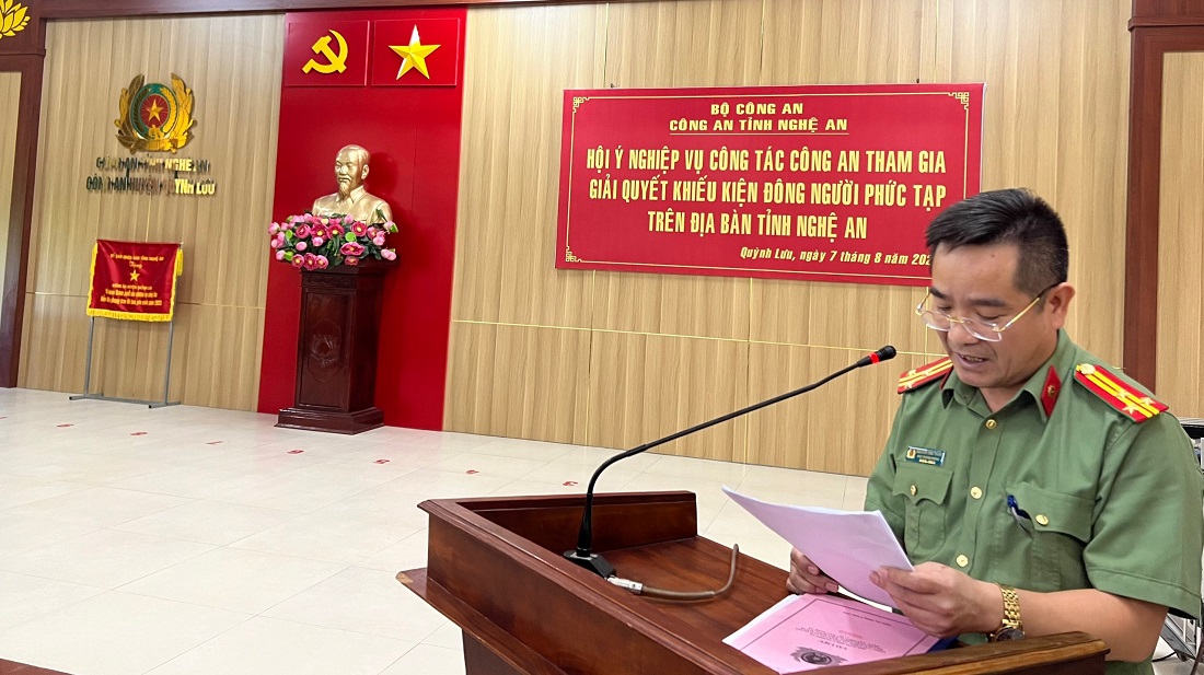 Đại diện lãnh đạo các phòng nghiệp vụ Công an tỉnh, Công an các huyện, thành, thị