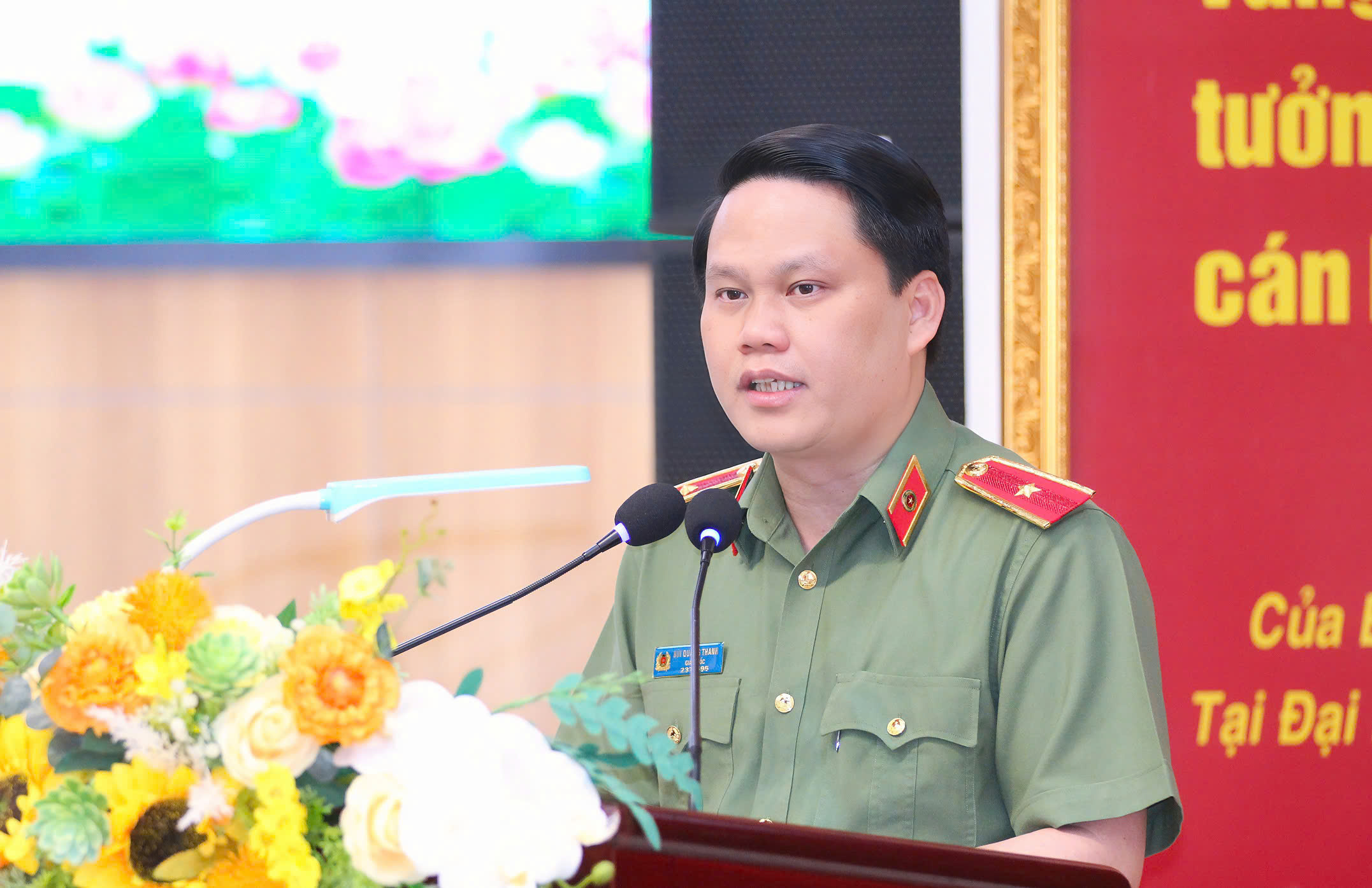 Đồng chí Thiếu tướng Bùi Quang Thanh, Giám đốc Công an tỉnh phát động phong trào thi đua đặc biệt