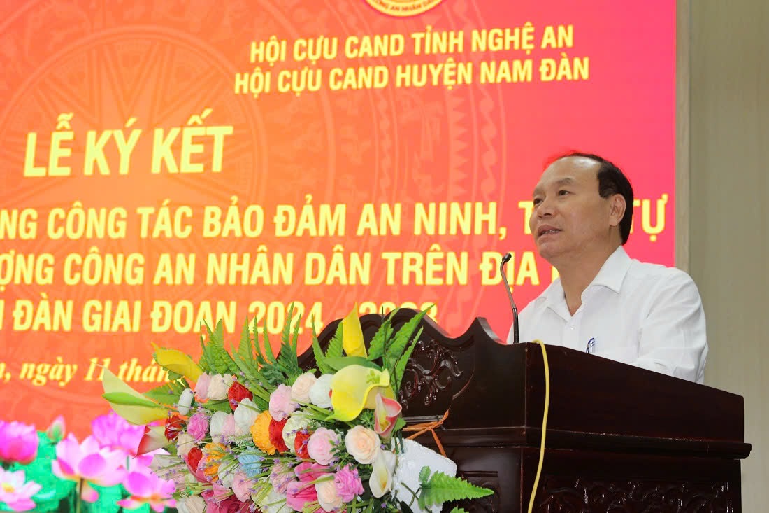 Đồng chí Vương Hồng Thái, Phó Chủ tịch Thường trực UBND huyện Nam Đàn phát biểu