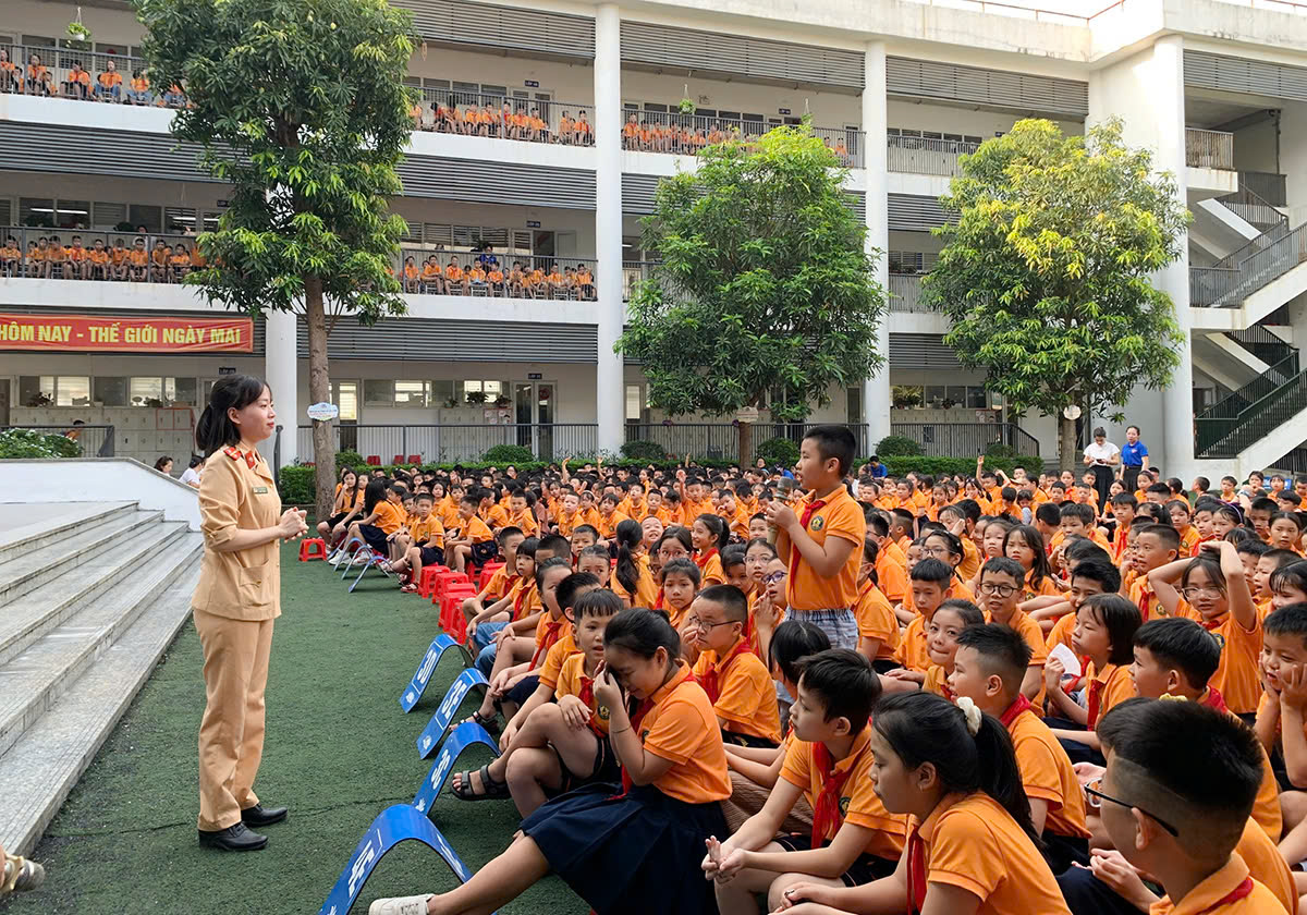 Công an Nghệ An tuyên truyền về các biện pháp phòng chống xâm hại, bạo lực trẻ em tại các trường học trên địa bàn tỉnh