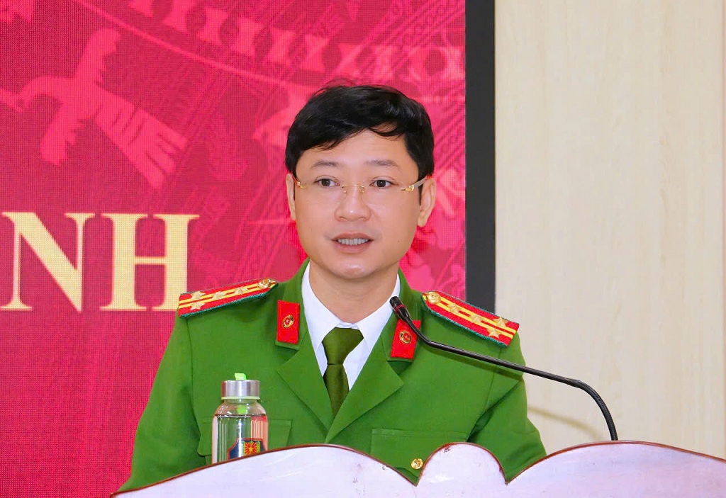 Đồng chí Đại tá Trần Ngọc Tuấn, Phó Giám đốc Công an tỉnh phát biểu chỉ đạo tại Hội nghị
