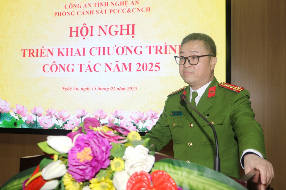 Đồng chí Đại tá Nguyễn Ngọc Thanh, Trưởng phòng Cảnh sát PCCC&CNCH phát biểu tại Hội nghị