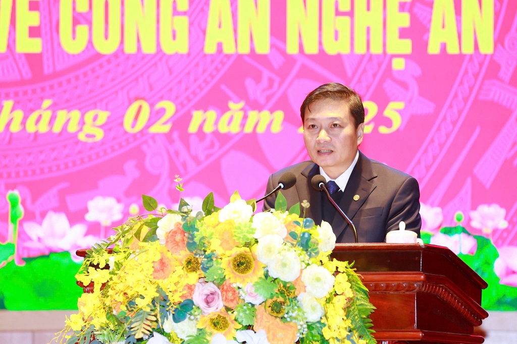 Đồng chí Lê Hồng Vinh, Phó Bí thư Tỉnh ủy, Chủ tịch UBND tỉnh phát biểu chỉ đạo