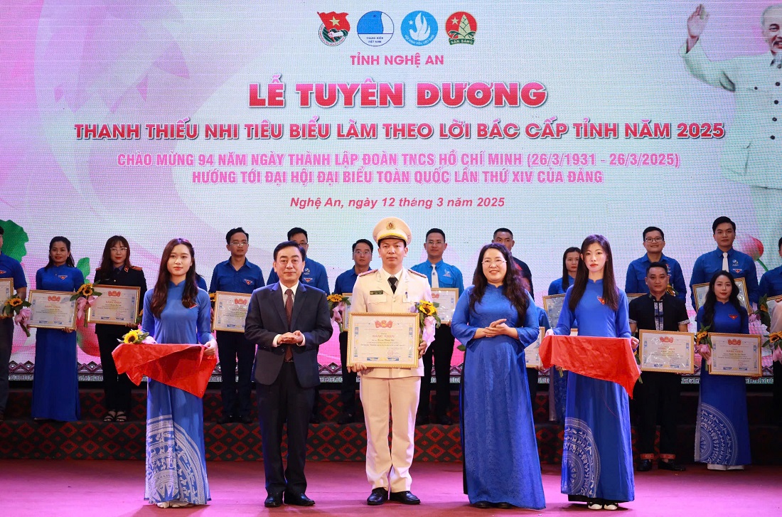 Đại úy Hoàng Thanh Đạt được tuyên dương thanh thiếu nhi tiêu biểu làm theo lời Bác cấp tỉnh năm 2025