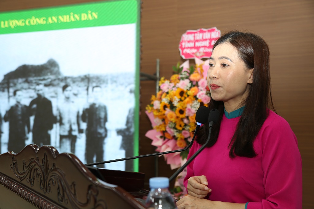 Đại diện Ban Quản lý Quảng trường Hồ Chí Minh và tượng đài Bác Hồ nói chuyện với chuyên đề: Tình cảm của Bác Hồ với lực lượng Công an nhân dân