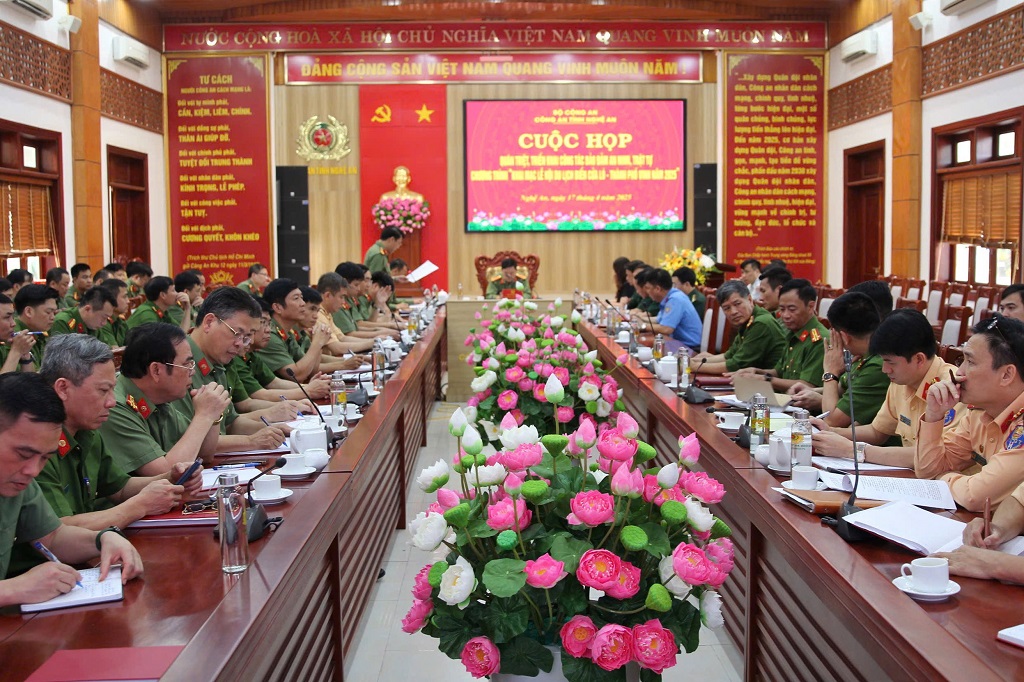 Toàn cảnh cuộc họp