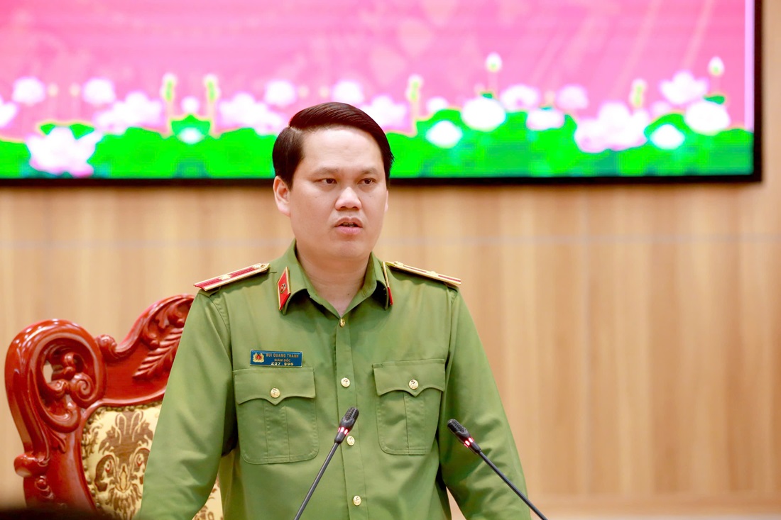 Đồng chí Thiếu tướng Bùi Quang Thanh, Ủy viên Ban Thường vụ Tỉnh ủy, Bí thư Đảng ủy, Giám đốc Công an tỉnh phát biểu chỉ đạo tại buổi làm việc