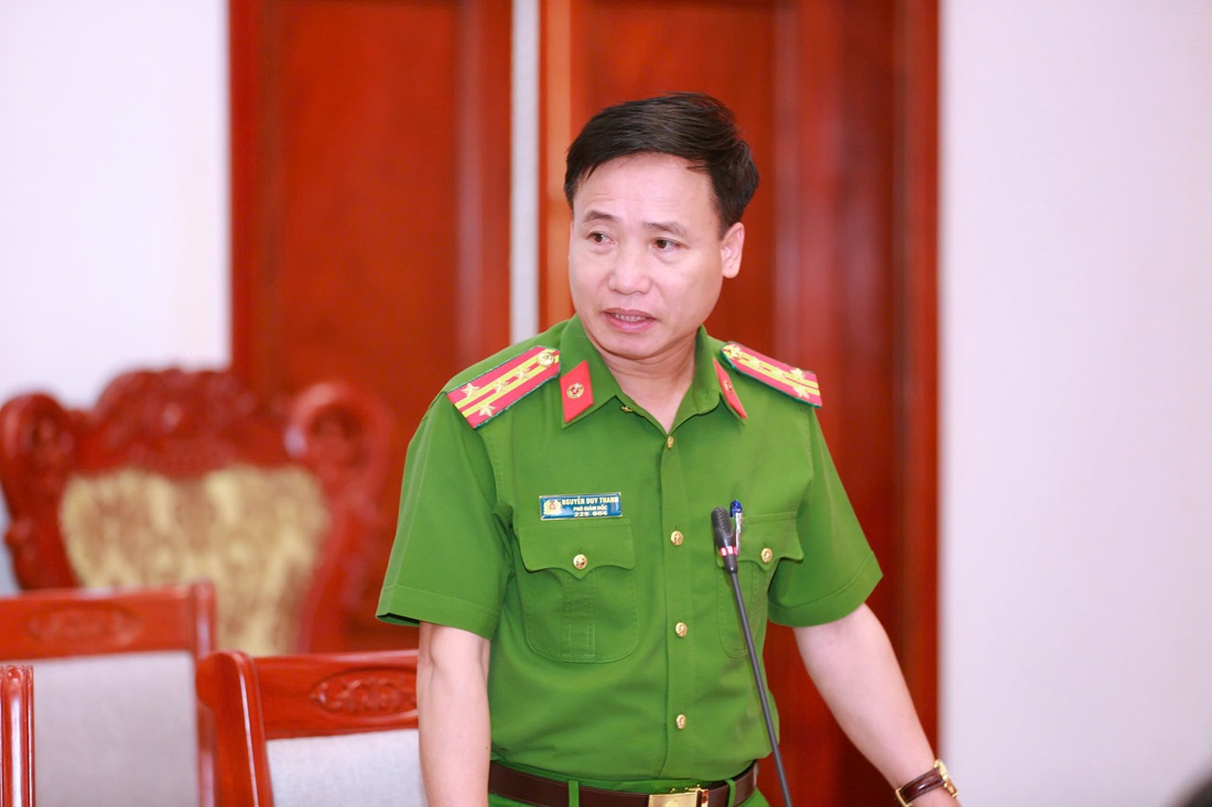 Đồng chí Đại tá Nguyễn Duy Thanh, Phó Giám đốc, Thủ trưởng Cơ quan Cảnh sát điều tra Công an tỉnh phát biểu tại buổi làm việc