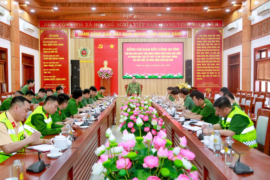 Toàn cảnh buổi làm việc