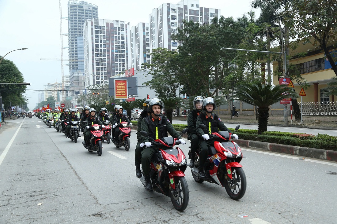 Trong thời bình, các thế hệ cán bộ, chiến sĩ Công an Nghệ An tiếp bước cha anh, vẫn đang ngày đêm nỗ lực, phấn đấu hoàn thành xuất sắc mọi nhiệm vụ được giao phó –xứng đáng là đơn vị Anh hùng Lực lượng vũ trang  Nhân dân trên quê hương Bác Hồ kính yêu