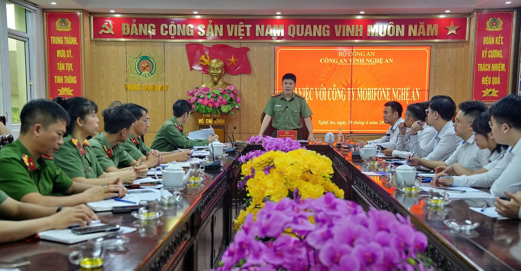 Toàn cảnh hội nghị
