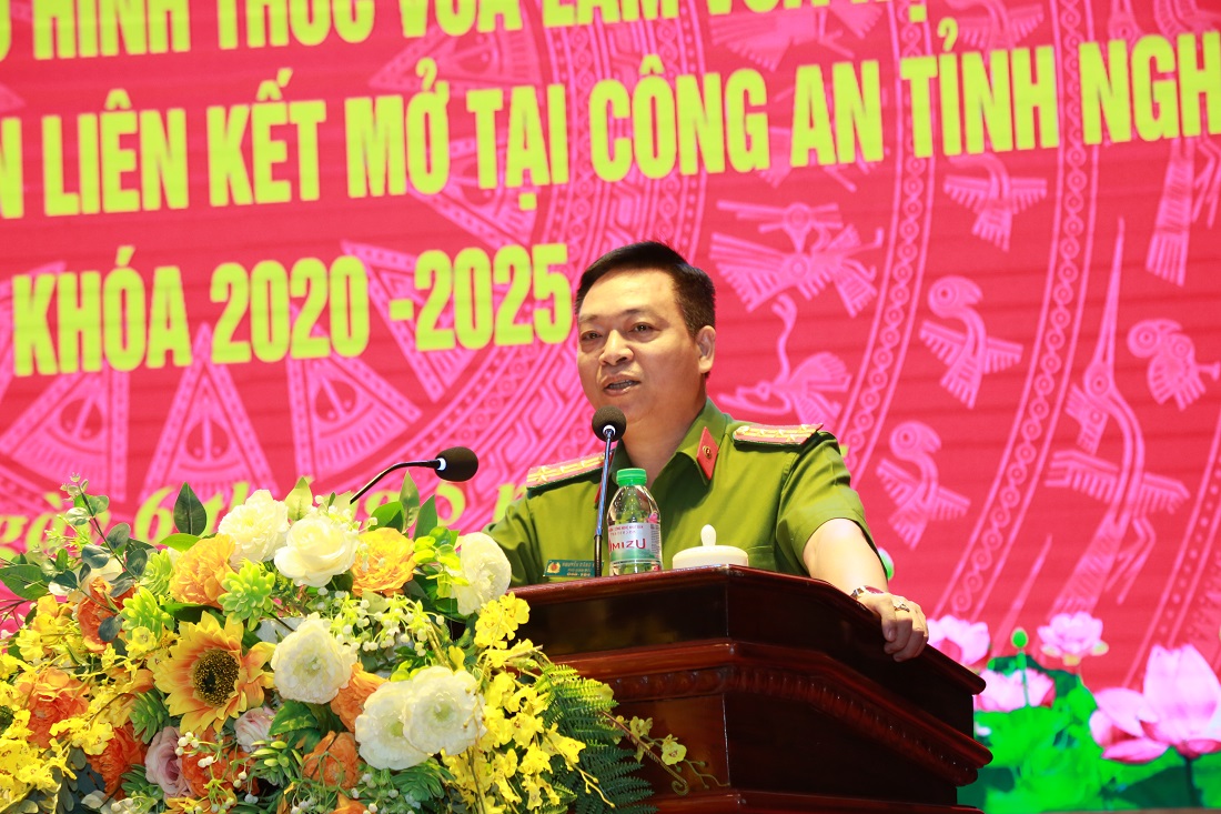 Đồng chí Đại tá, TS Nguyễn Đăng Sáu, Phó Giám đốc Học viện Cảnh sát nhân dân phát biểu tại buổi lễ