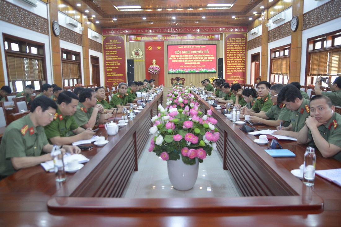 Toàn cảnh Hội nghị tại điểm cầu Công an Nghệ An