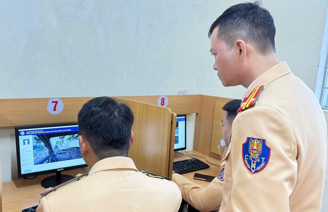 Công an tỉnh Nghệ An triển khai tập huấn nghiệp vụ cho cán bộ Phòng CSGT