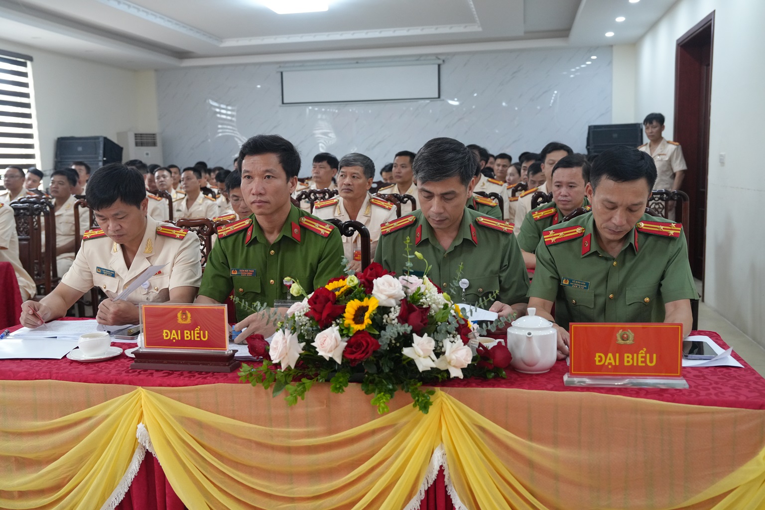 Các đại biểu dự Đại hội