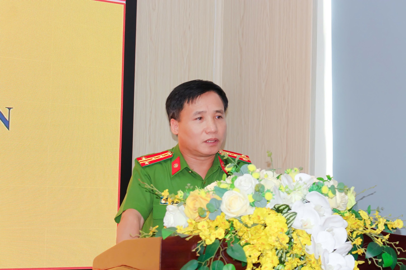 Đồng chí Đại tá Nguyễn Duy Thanh, Phó Giám đốc Công an tỉnh phát biểu chỉ đạo tại Đại hội