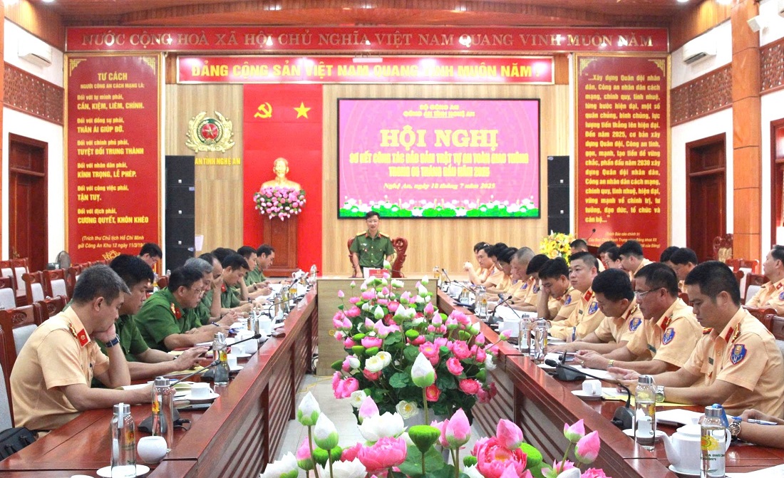 Toàn cảnh Hội nghị