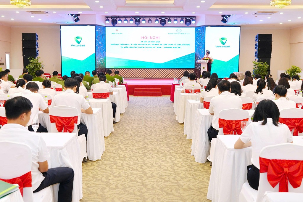 Toàn cảnh Hội nghị