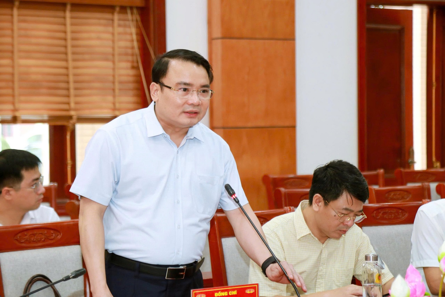 Đồng chí Phùng Thành Vinh, Phó Chủ tịch UBND tỉnh Nghệ An phát biểu