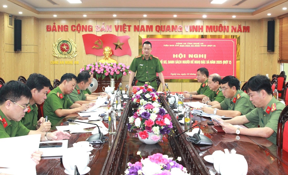 Tiểu Ban chỉ đạo đặc xá Công an tỉnh họp xét duyệt, kiểm tra hồ sơ, danh sách người đề nghị đặc xá năm 2025