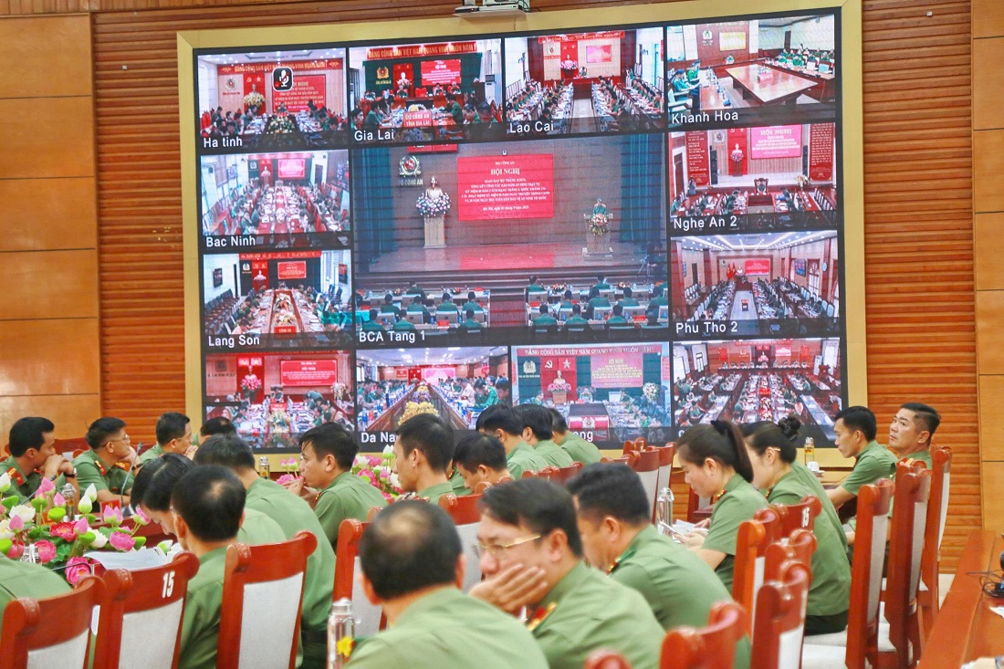 Tại điểm cầu Công an tỉnh Nghệ An
