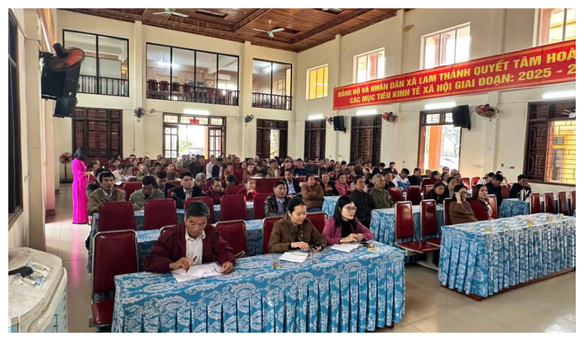 Tập huấn kỹ năng số cho tổ công nghệ số cộng đồng