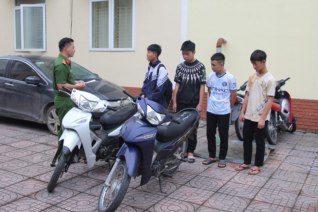 Nhóm 04 đối tượng N.T.M., Đ.Q.H., N.N.H.L. và Đ.H.G.B. cùng số tang vật  