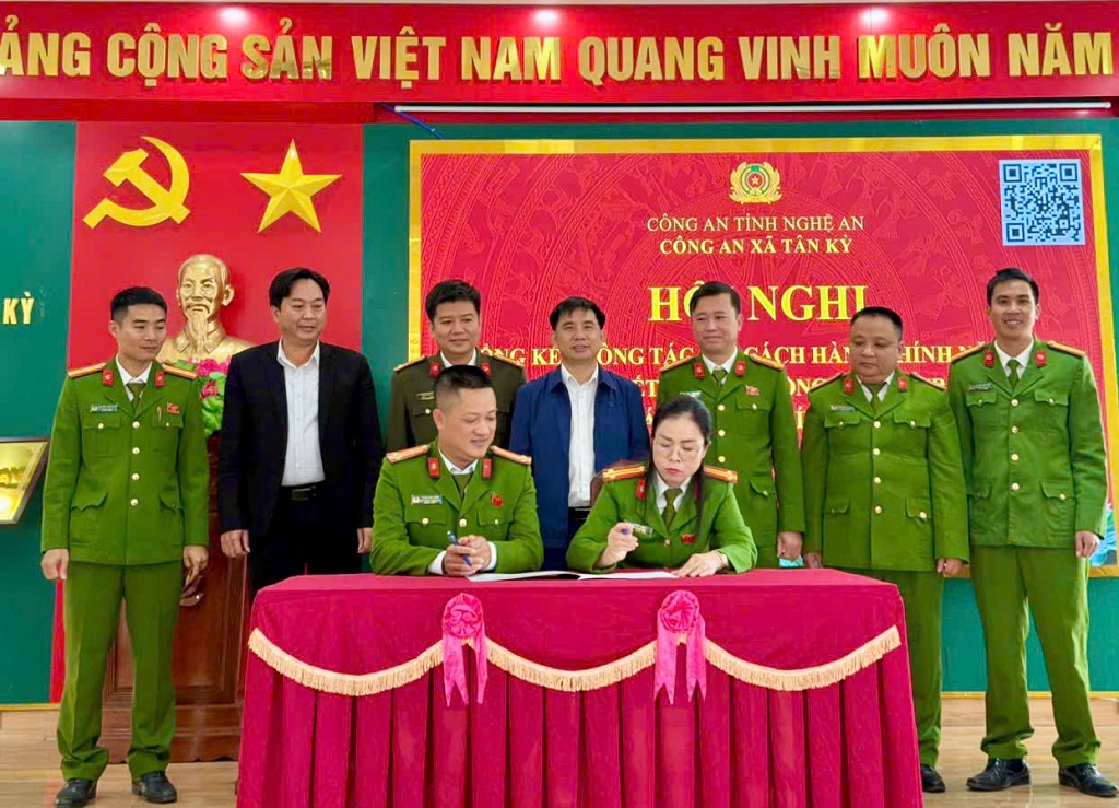 Công an xã Tân Kỳ phát động phong trào thi đua cải cách hành chính năm 2026