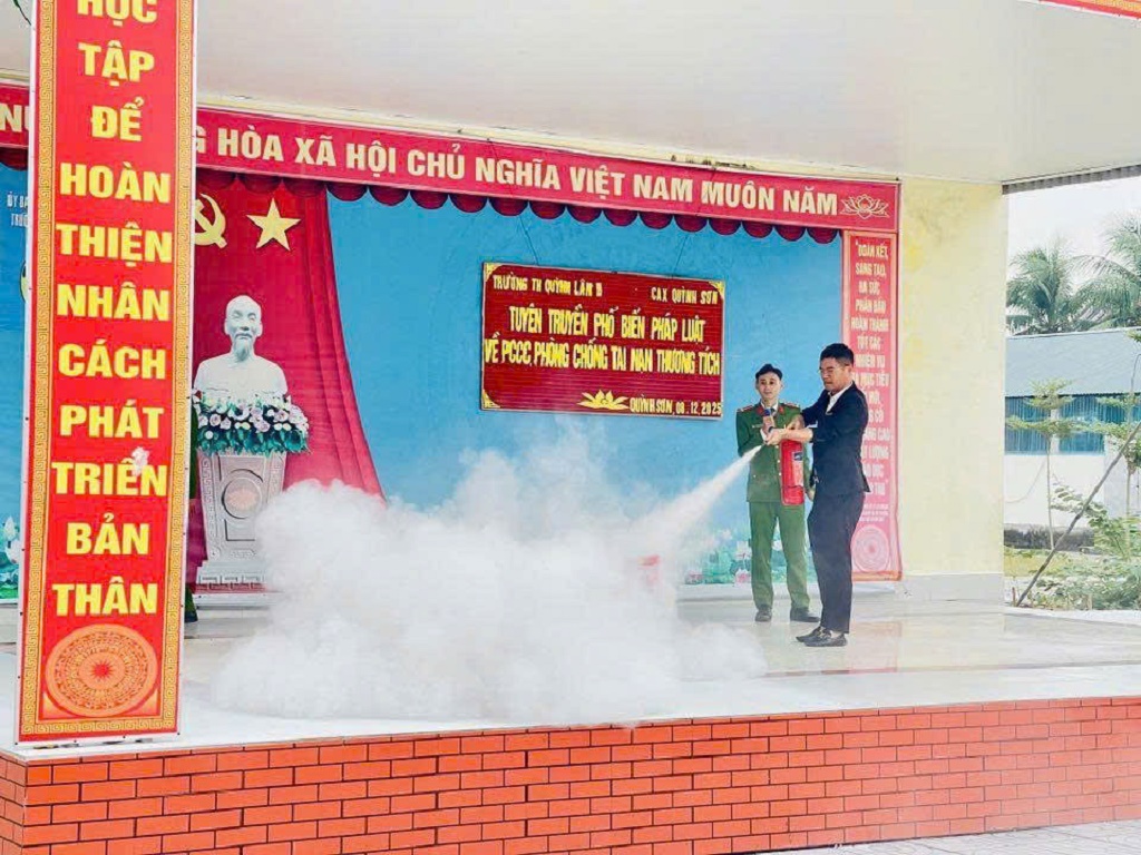 Một số hình ảnh tại buổi tuyên truyền