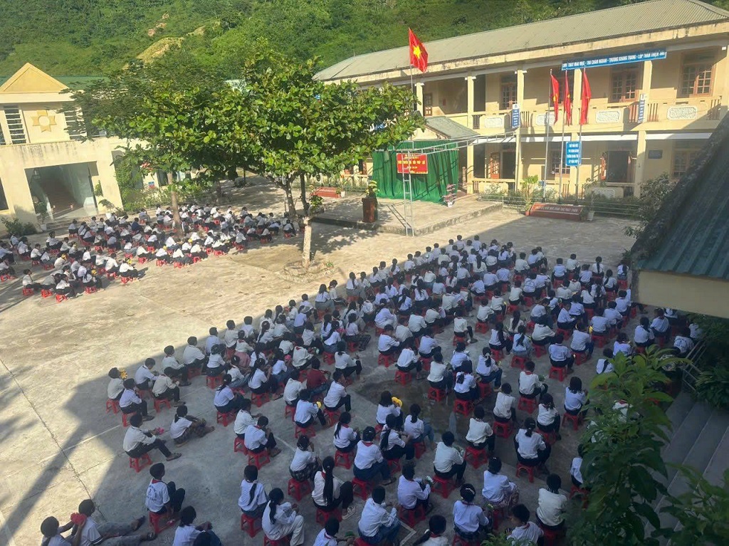 Tuyên truyền trong trường học