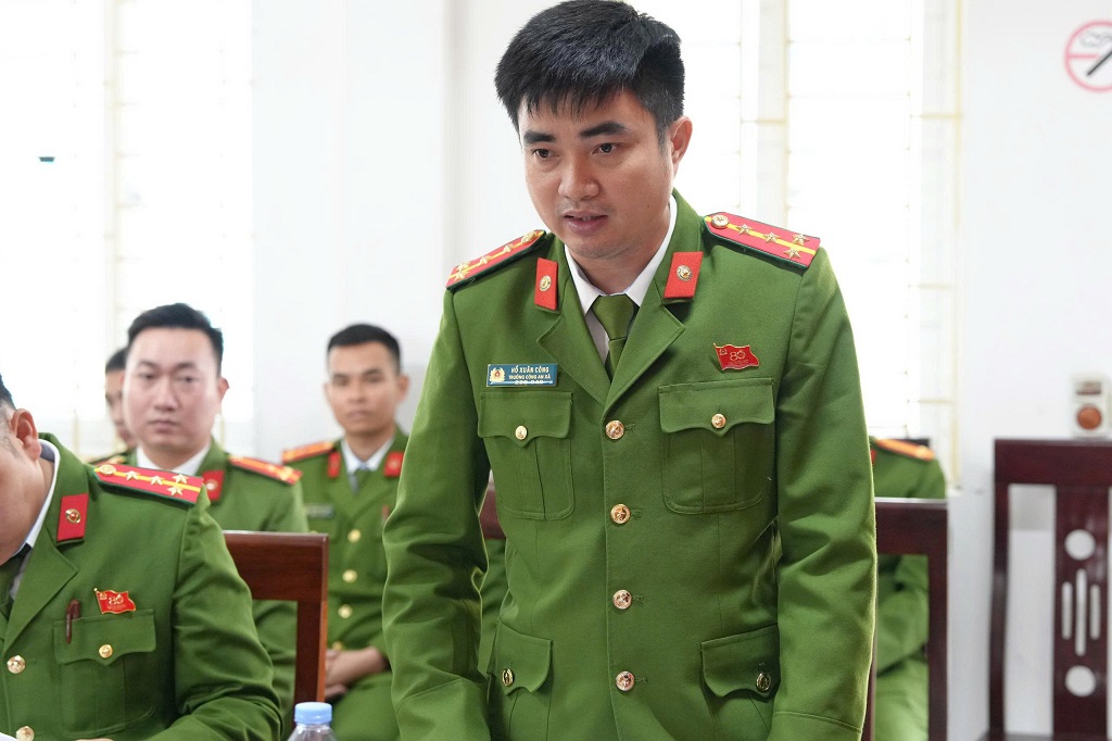 Đại diện Chỉ huy Công an xã Bích Hào phát biểu