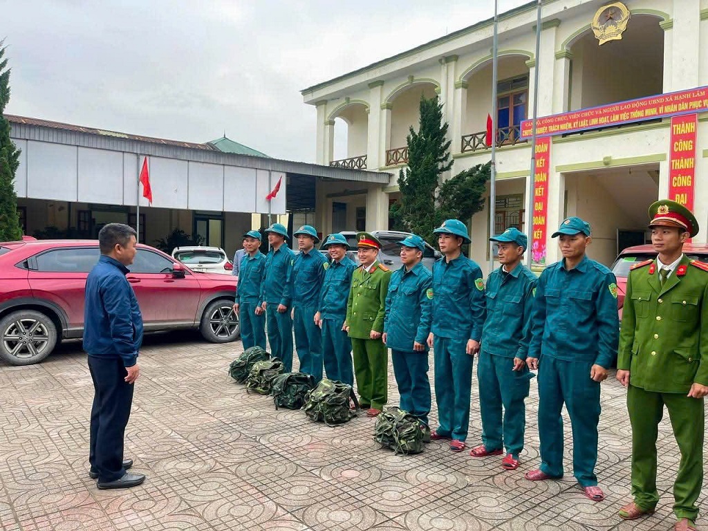 Chủ tịch UBND xã Hạnh Lâm Lê Văn Giang chỉ đạo công tác tuần tra