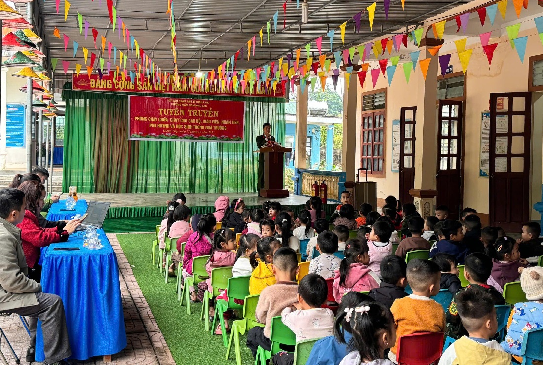 Công an xã phổ biến quy định của pháp luật về phòng cháy, chữa cháy