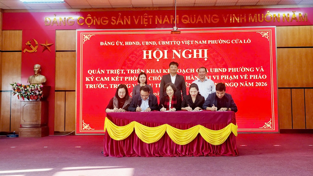  Ký cam kết thực hiện nghiêm túc nhiệm vụ phòng, chống vi phạm về pháo