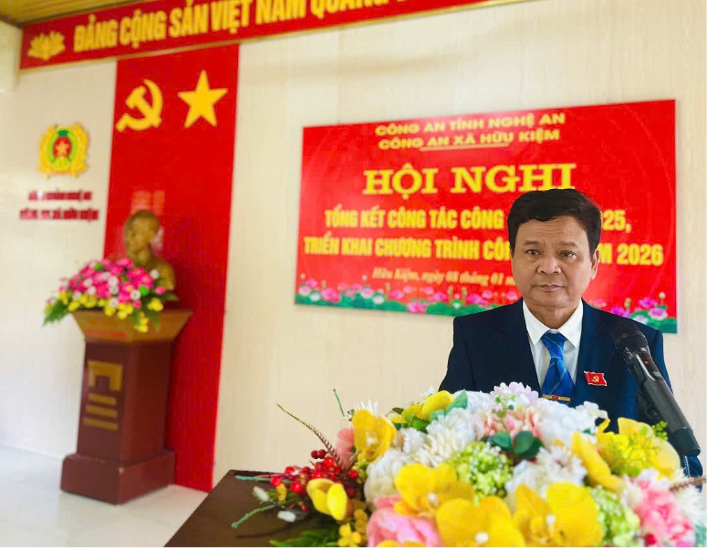 Đồng chí Xeo Văn Nam - Bí thư Đảng ủy xã Hữu Kiệm phát biểu