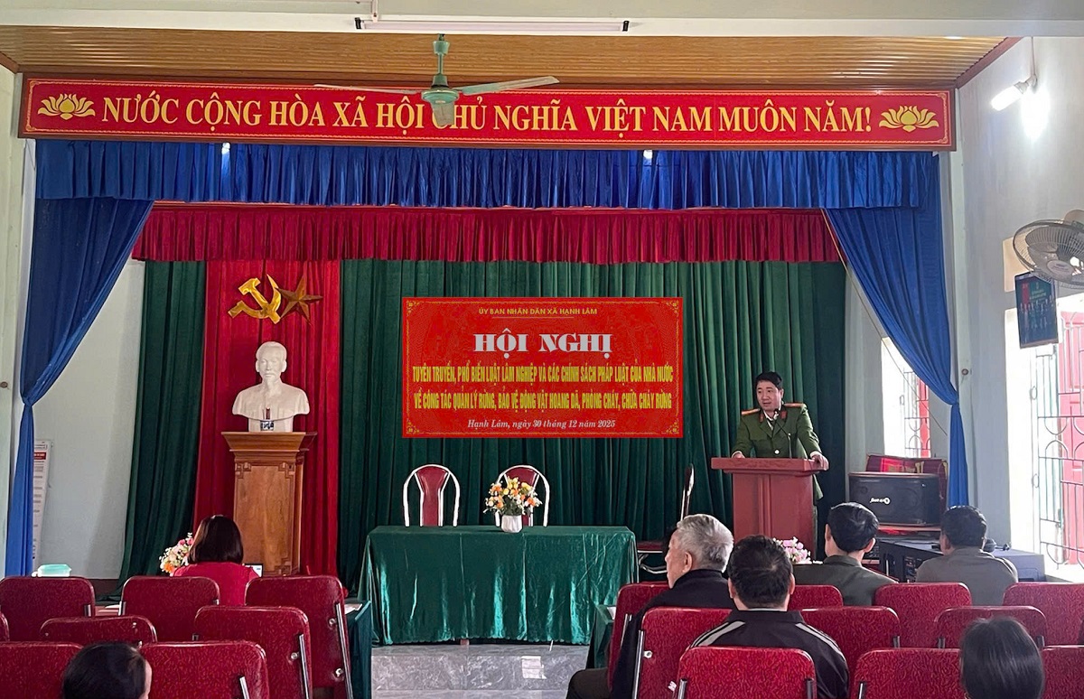 Bên cạnh đó, buổi tuyên truyền cũng nhấn mạnh quy định liên quan đến bảo vệ động vật hoang dã và động vật nguy cấp, quý, hiếm.