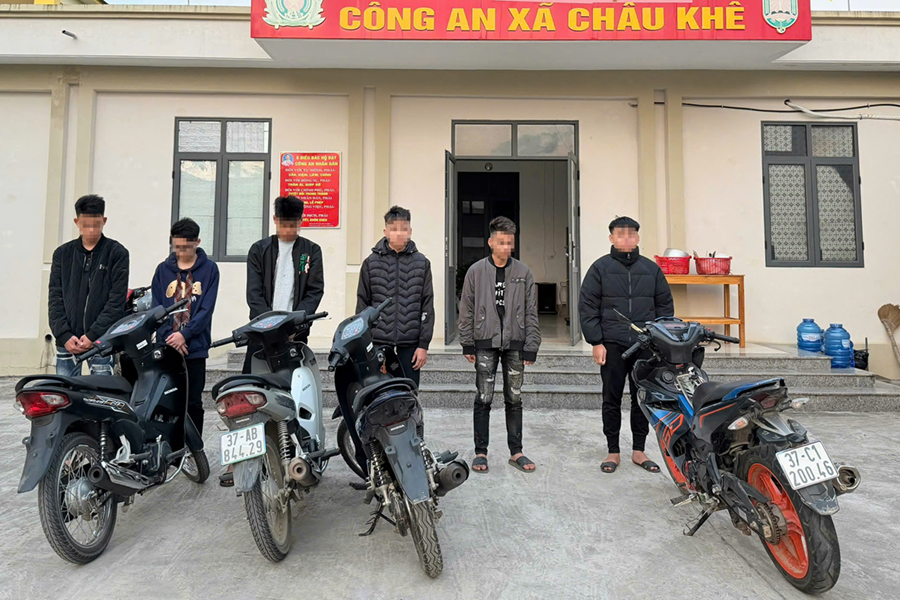Các đối tượng và tang vật thu giữ 